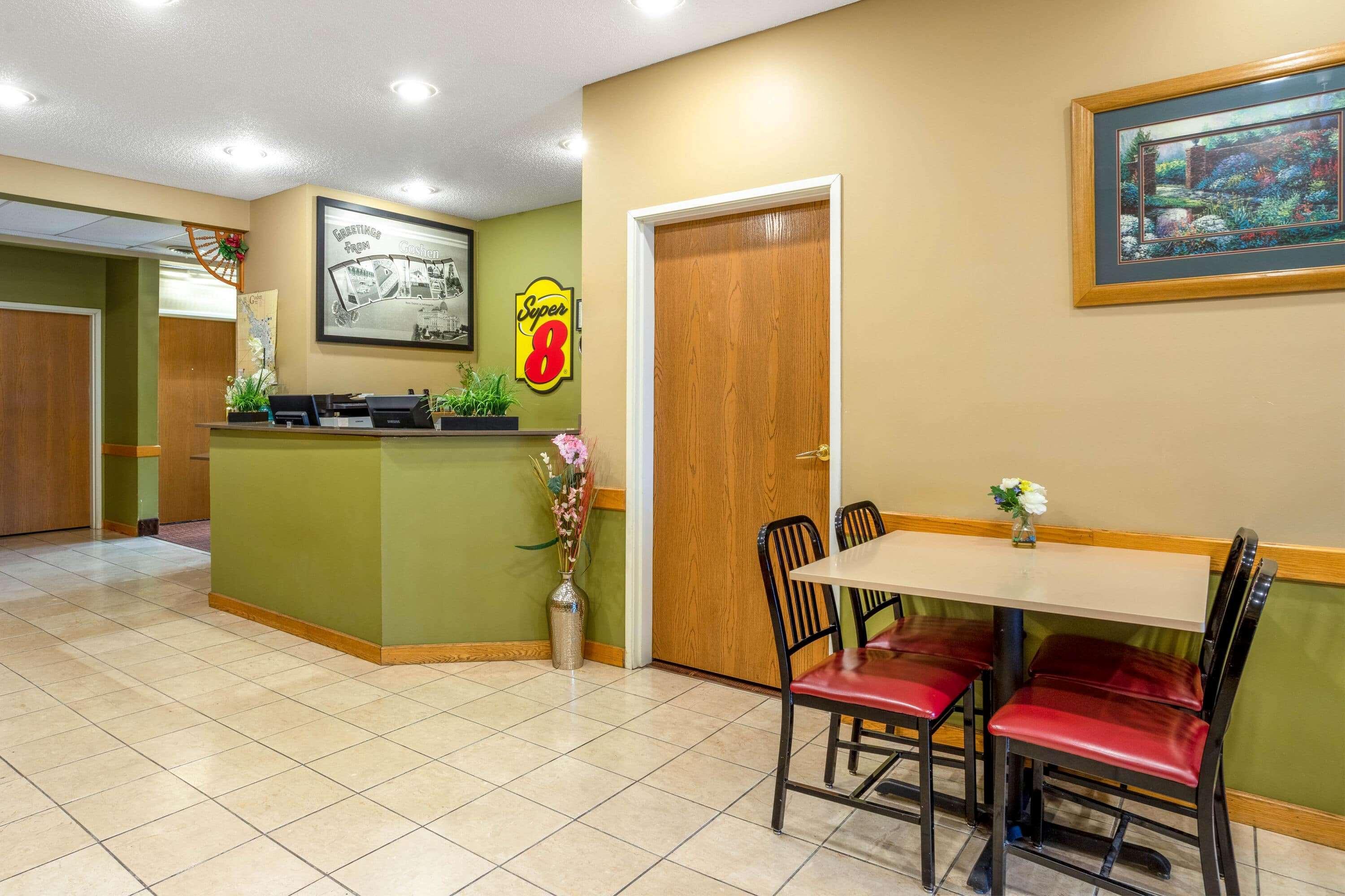 Super 8 By Wyndham Goshen Motel Exterior photo